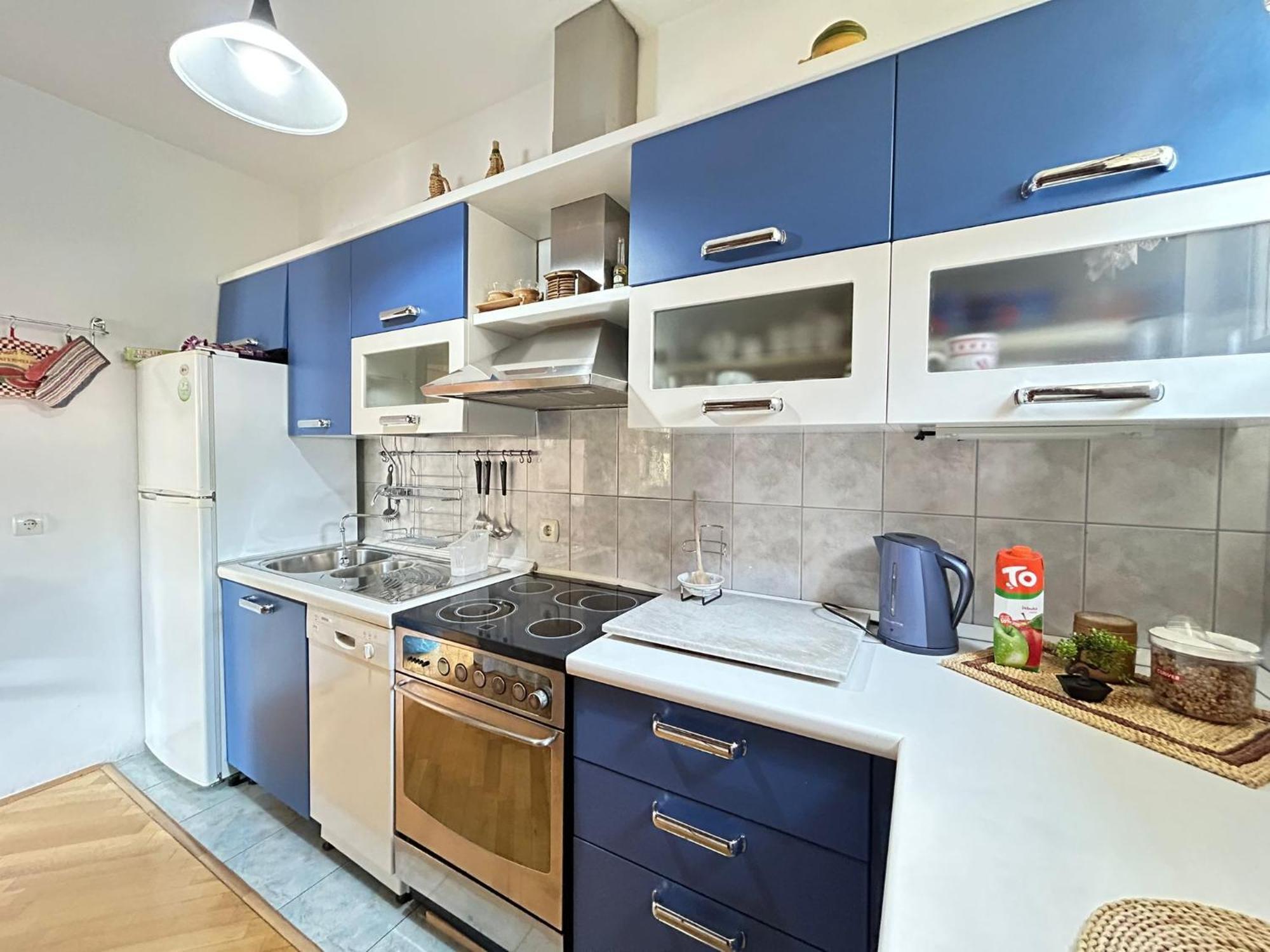 Appartamento Avlija Garden Gem SJJ Esterno foto