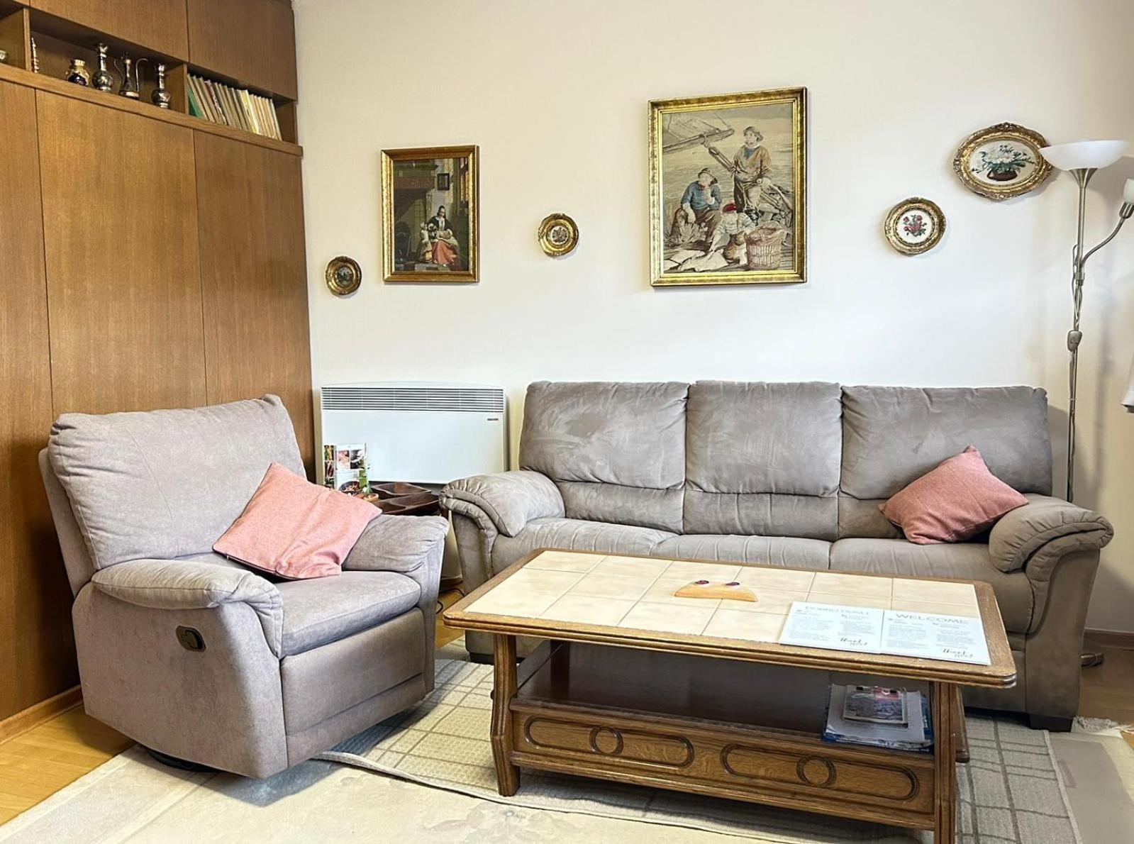 Appartamento Avlija Garden Gem SJJ Esterno foto