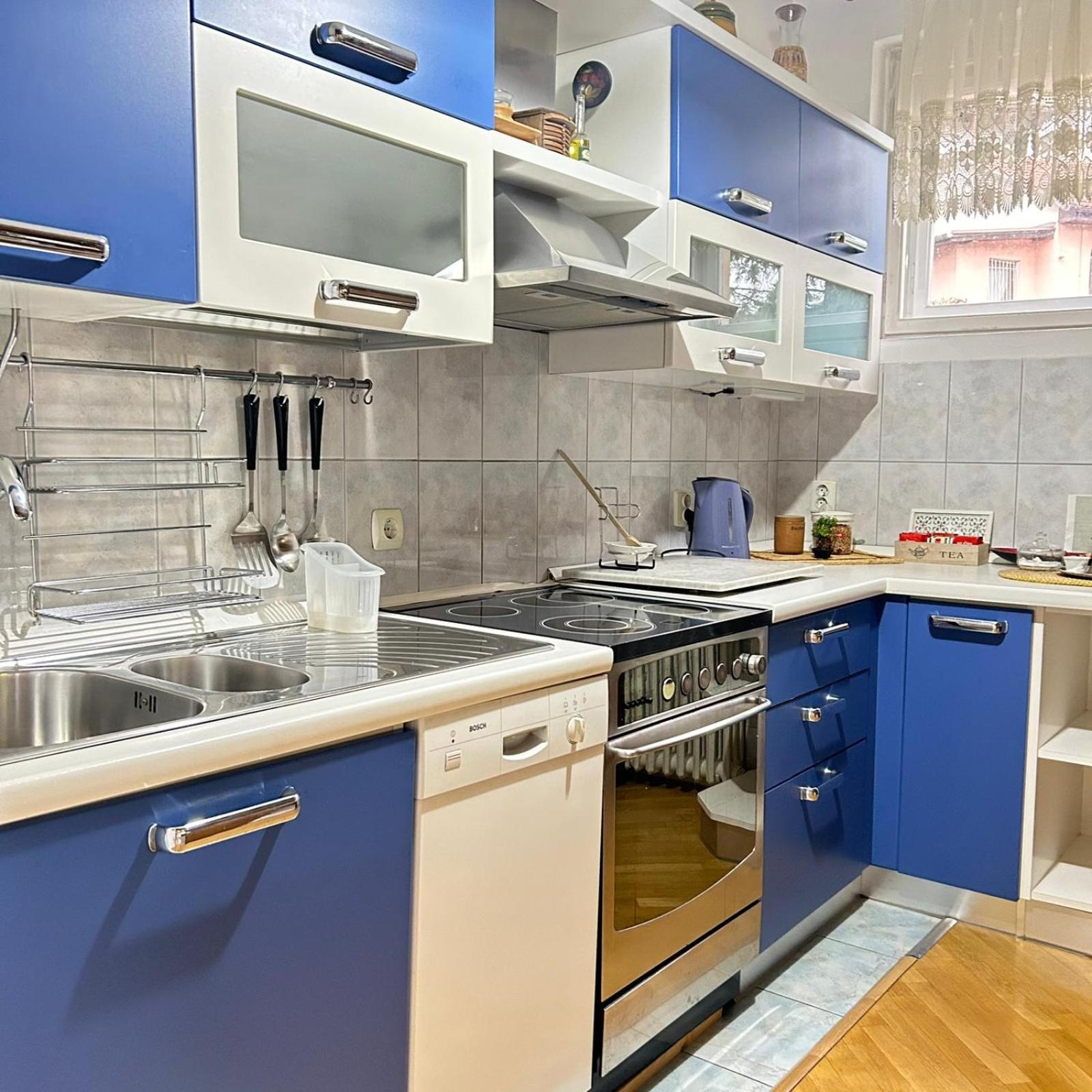 Appartamento Avlija Garden Gem SJJ Esterno foto